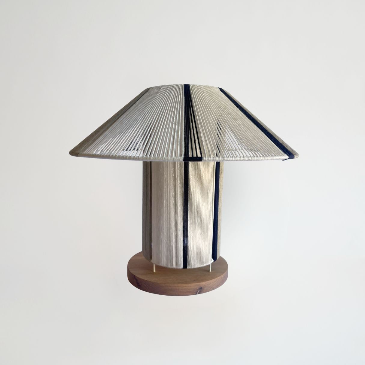 Custom Africana Veldt Table Lamp - Noir